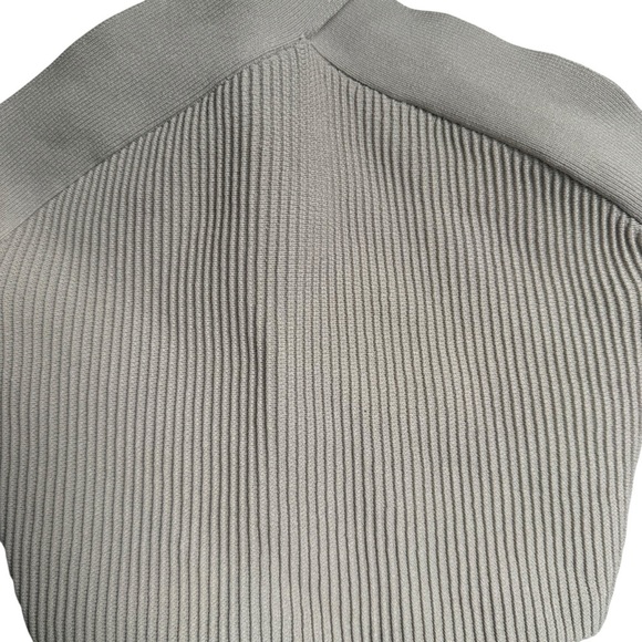 Aritzia Babaton Sculpt Knit Criss Cross Cropped Tank Sz XS Beige Going Out Top - Picture 5 of 8